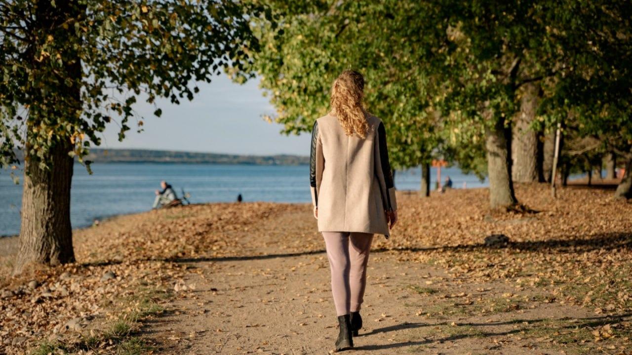 The Hidden Influence of Everyday Experiences on Confidence